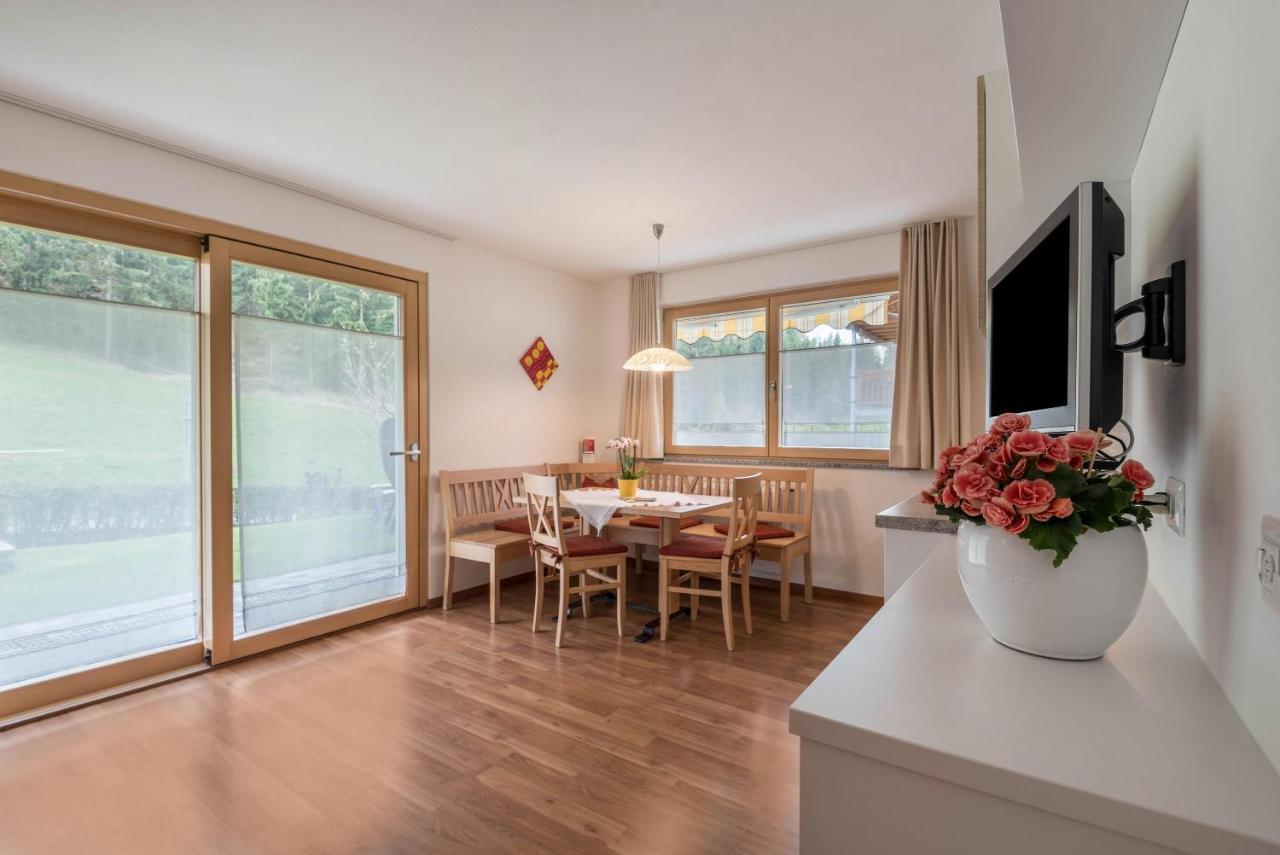 Hilber App Sass Rigais Apartment Funes  Bagian luar foto